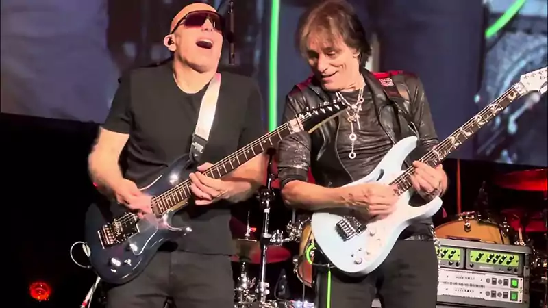 Стів Вай (Steve Vai) і Джо Сатріані (Joe Satriani)