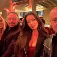 Девід Дрейман заспівав «Enter Sandman» на весіллі Ніти Штраус