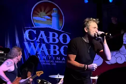 Фронтмен гурту «Nickelback» Чaд Крюгер (Chad Kroeger)